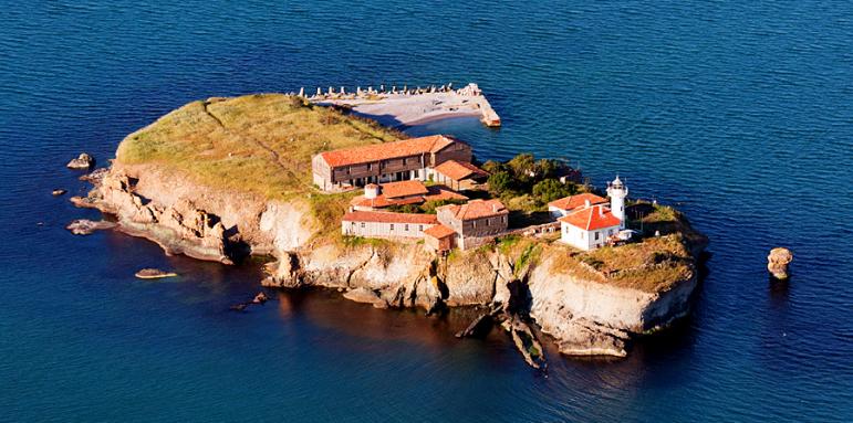 Остров Света Анастасия вече приема туристи